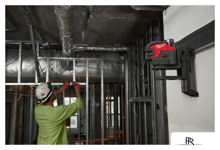 Лазерный нивелир Milwaukee M12 CLL4P-0C 4933479202 (кейс) - Изображение №8 — Интернет-магазин ПроЗаказ