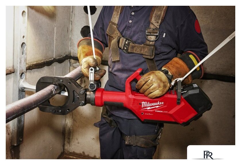 Кабелерез Milwaukee M18 HSFC125R-802C 4933492421 (с 2-мя АКБ, кейс) - Изображение №3 — Интернет-магазин ПроЗаказ