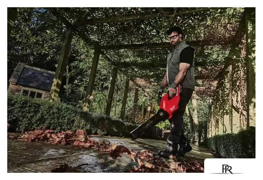 Садовая воздуходувка Milwaukee M18 FBLG3-802 4933499233 (с 2-мя АКБ) - Изображение №4 — Интернет-магазин ПроЗаказ