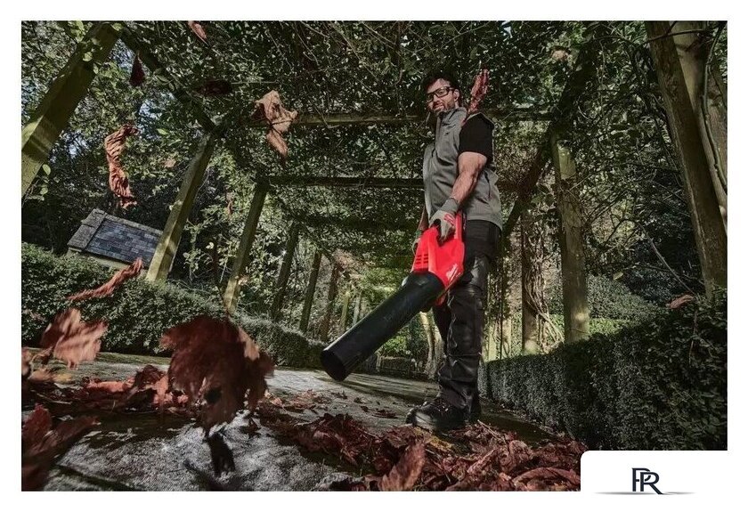 Садовая воздуходувка Milwaukee M18 FBLG3-802 4933499233 (с 2-мя АКБ) - Изображение №5 — Интернет-магазин ПроЗаказ