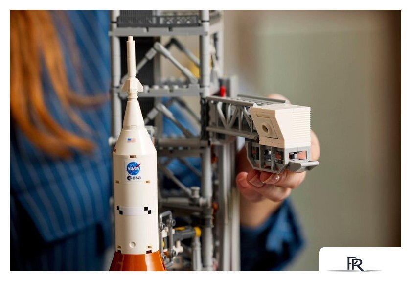 Конструктор LEGO Icons 10341 Космическая пусковая система NASA Artemis - Изображение №12 — Интернет-магазин ПроЗаказ