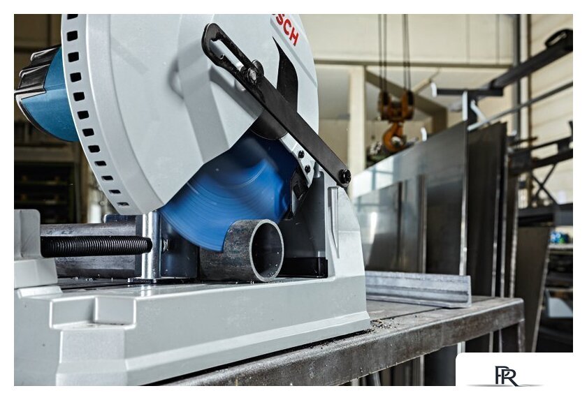 Монтажная (отрезная) пила Bosch GCD 12 JL Professional [0601B28000] - Изображение №4 — Интернет-магазин ПроЗаказ