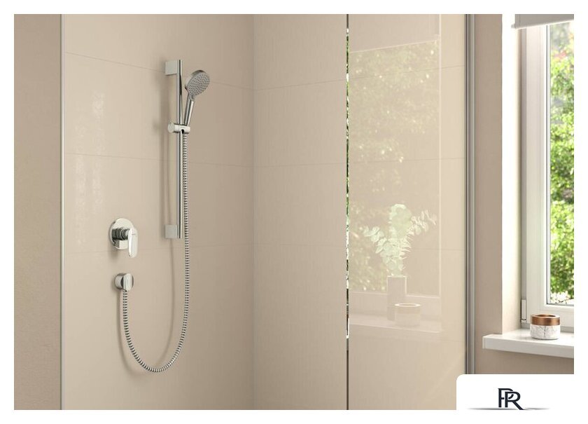 Душевой гарнитур  Hansgrohe Vernis Blend Vario 26275000 - Изображение №4 — Интернет-магазин ПроЗаказ