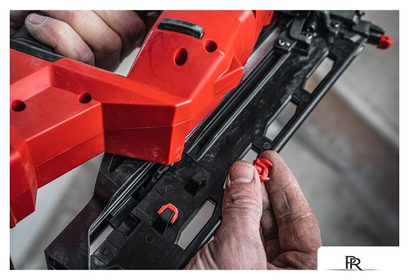 Гвоздезабиватель Milwaukee M18 FN16GA-0X Fuel 4933478094 (без АКБ, кейс) - Изображение №4 — Интернет-магазин ПроЗаказ