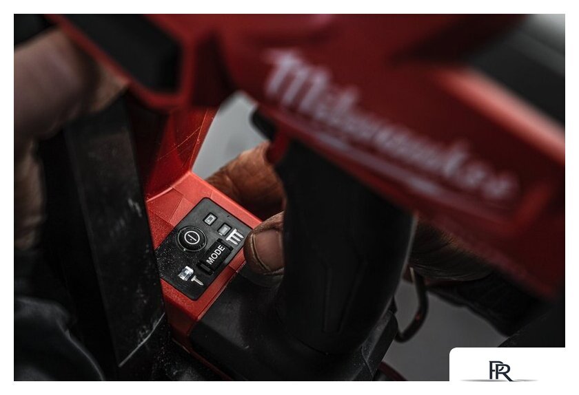 Гвоздезабиватель Milwaukee M18 FN16GA-0X Fuel 4933478094 (без АКБ, кейс) - Изображение №5 — Интернет-магазин ПроЗаказ