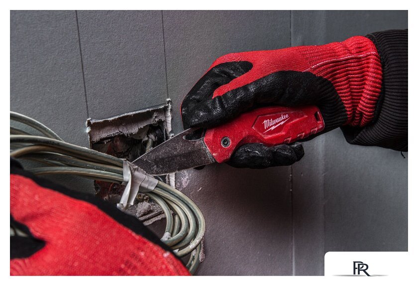 Нож строительный Milwaukee 4932478559 - Изображение №3 — Интернет-магазин ПроЗаказ