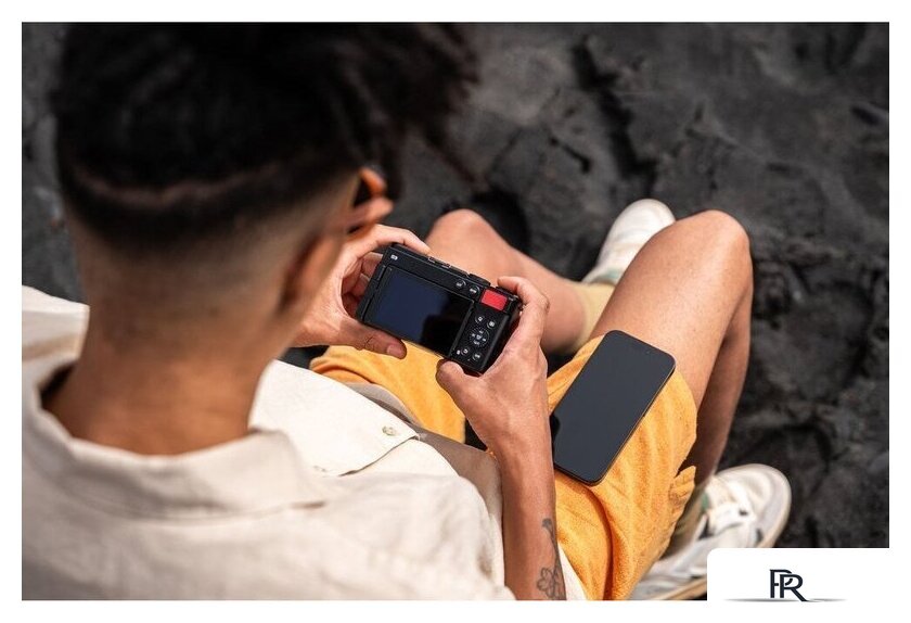 Беззеркальный фотоаппарат Panasonic Lumix S9 Body (красный) - Изображение №8 — Интернет-магазин ПроЗаказ