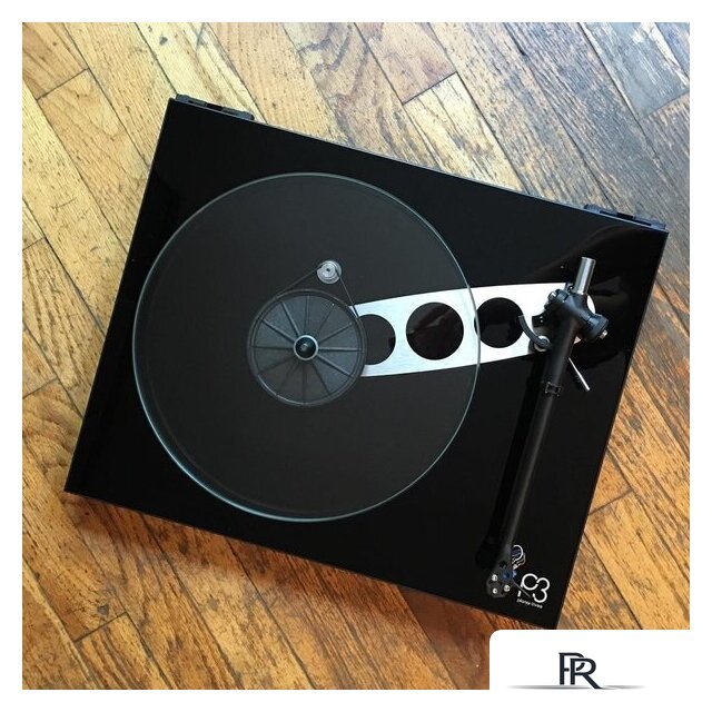 Виниловый проигрыватель Rega Planar 3 (черный) - Изображение №3 — Интернет-магазин ПроЗаказ