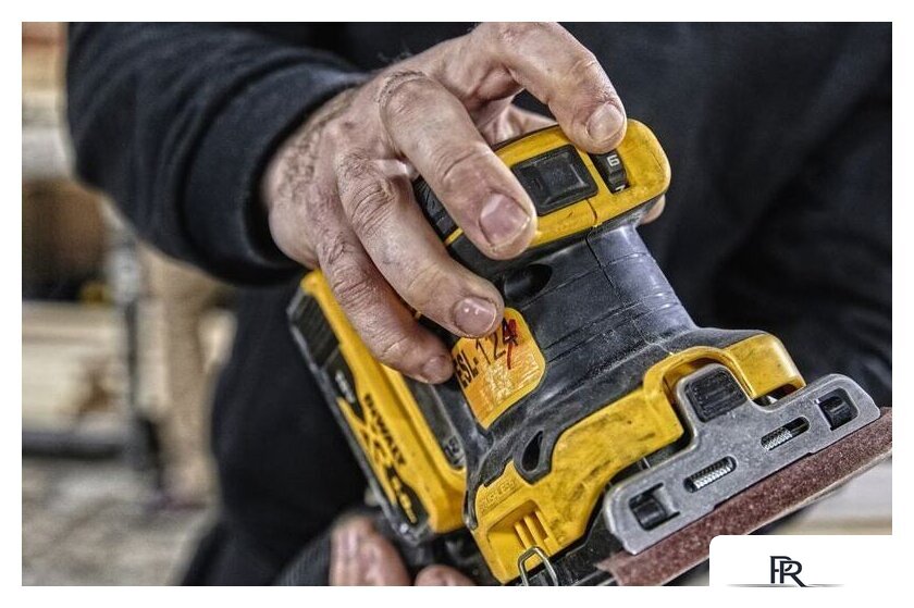 Виброшлифмашина DeWalt DCW200N (без АКБ) - Изображение №7 — Интернет-магазин ПроЗаказ