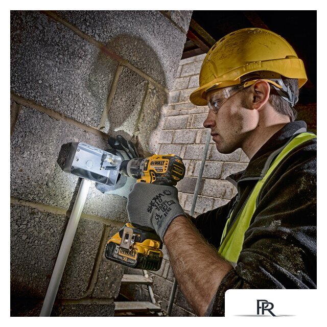 Ударная дрель-шуруповерт DeWalt DCD796P2 (с 2-мя АКБ 5 Ah) - Изображение №6 — Интернет-магазин ПроЗаказ