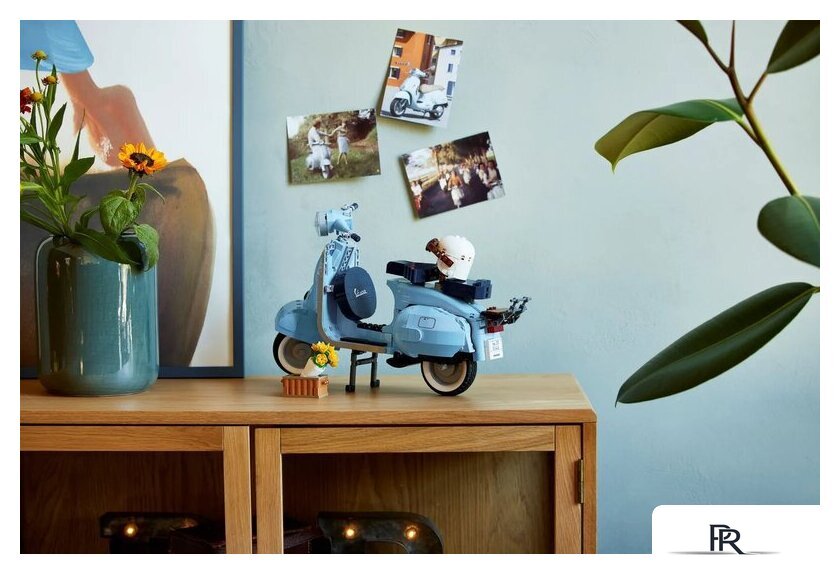 Конструктор LEGO Creator Expert 10298 Vespa 125 - Изображение №8 — Интернет-магазин ПроЗаказ