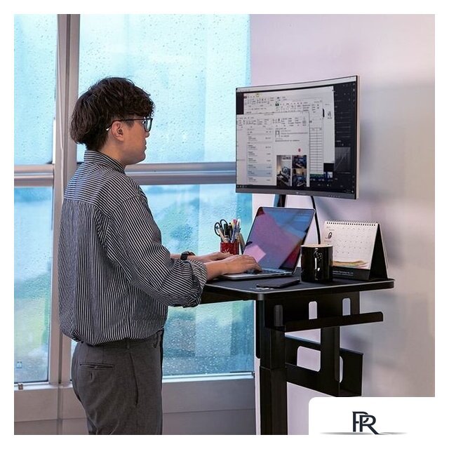 Геймерский стол Thermaltake Cycledesk 100 Smart Gaming Desk - Изображение №6 — Интернет-магазин ПроЗаказ