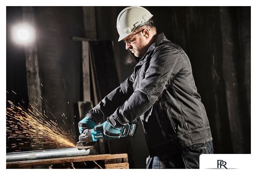 Угловая шлифмашина Makita GA005GM201 (с 2-мя АКБ) - Изображение №18 — Интернет-магазин ПроЗаказ