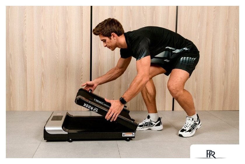 Электрическая беговая дорожка Orlauf Rook (черный) - Изображение №8 — Интернет-магазин ПроЗаказ