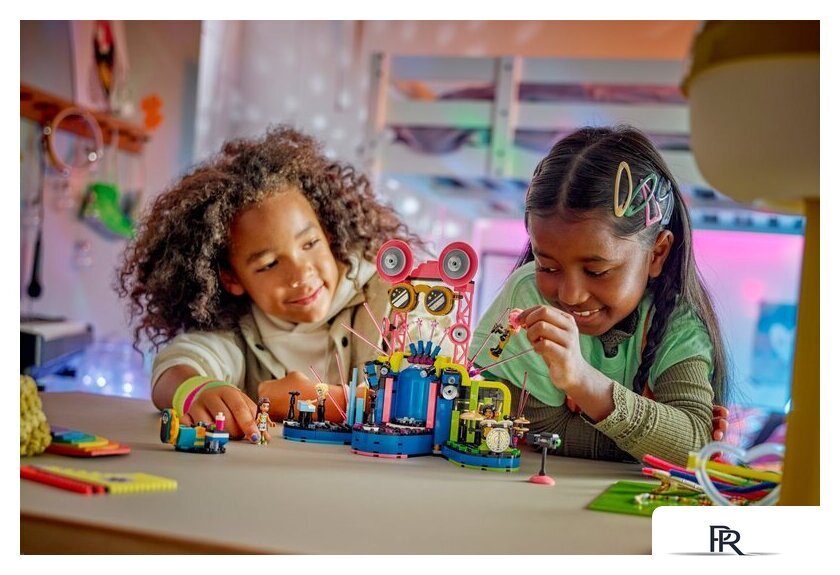 Конструктор LEGO Friends 42616 Музыкальное шоу талантов в Хартлейк-Сити - Изображение №10 — Интернет-магазин ПроЗаказ