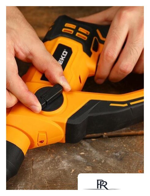 Перфоратор Deko DKCH20 SET (с 2-мя АКБ, кейс) - Изображение №4 — Интернет-магазин ПроЗаказ