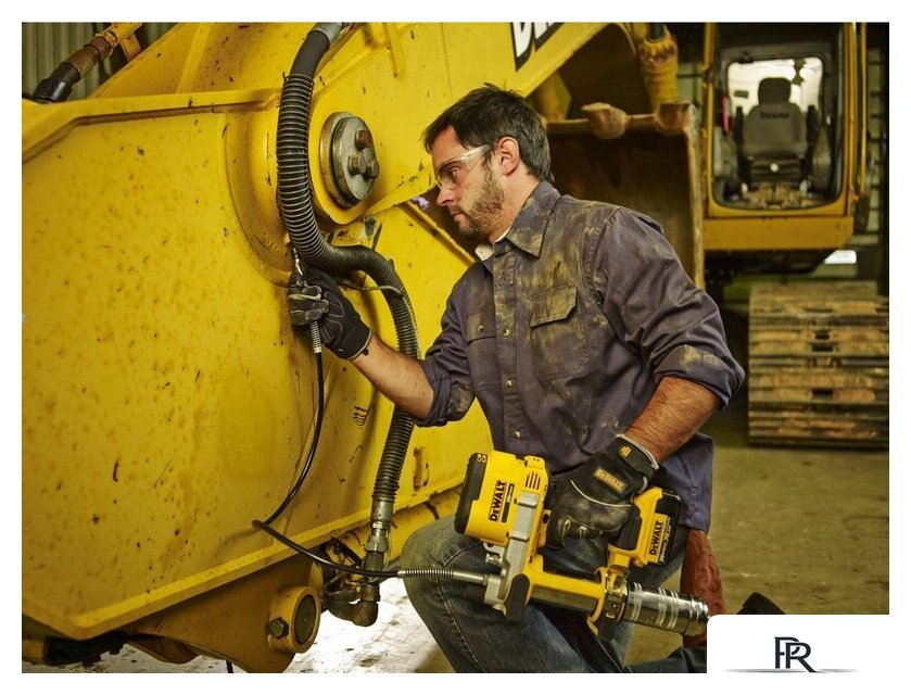 Шприц для смазки DeWalt DCGG571M1 (с 1-им АКБ, кейс) - Изображение №10 — Интернет-магазин ПроЗаказ