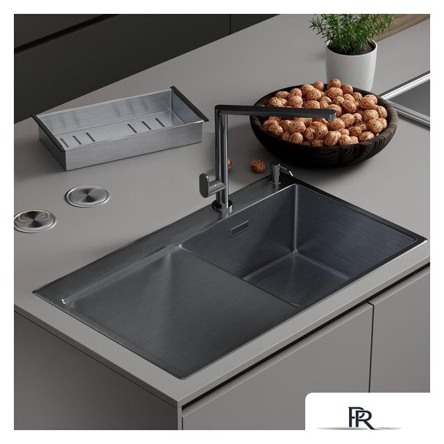 Кухонная мойка Roxen Vespa 560230-70RB PVD графит (с коландером и дозатором) - Изображение №1 — Интернет-магазин ПроЗаказ