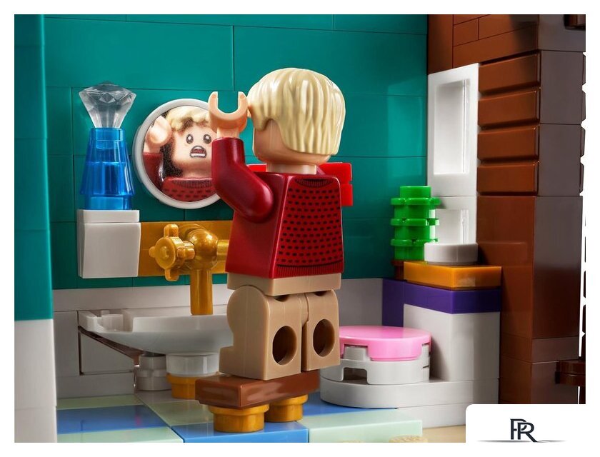 Конструктор LEGO Ideas 21330 Один дома - Изображение №29 — Интернет-магазин ПроЗаказ