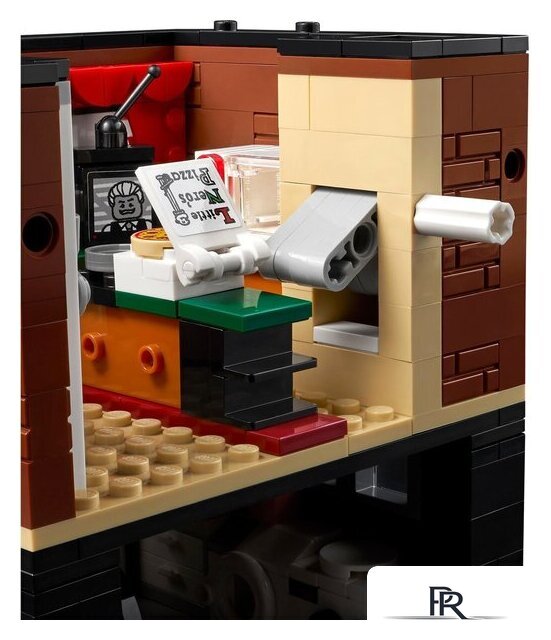 Конструктор LEGO Ideas 21330 Один дома - Изображение №34 — Интернет-магазин ПроЗаказ