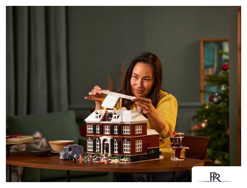 Конструктор LEGO Ideas 21330 Один дома - Изображение №45 — Интернет-магазин ПроЗаказ