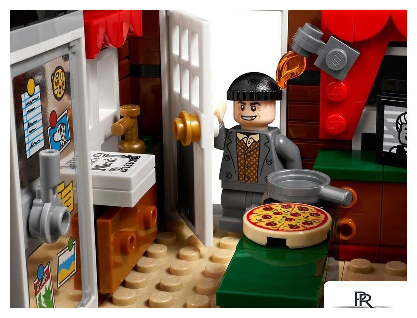 Конструктор LEGO Ideas 21330 Один дома - Изображение №44 — Интернет-магазин ПроЗаказ