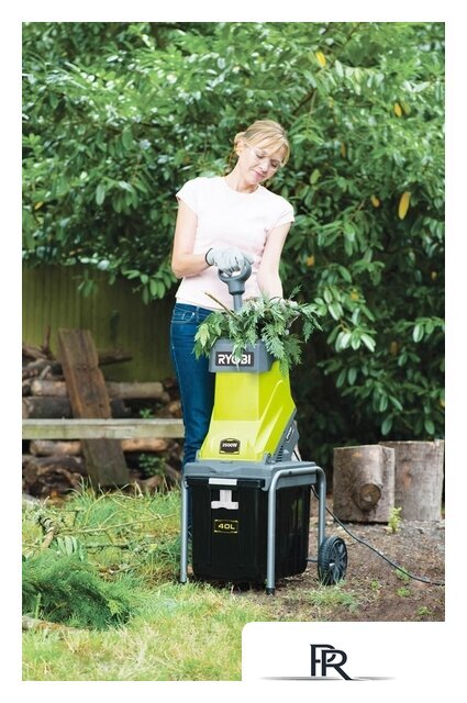 Садовый измельчитель Ryobi RSH2545B - Изображение №3 — Интернет-магазин ПроЗаказ