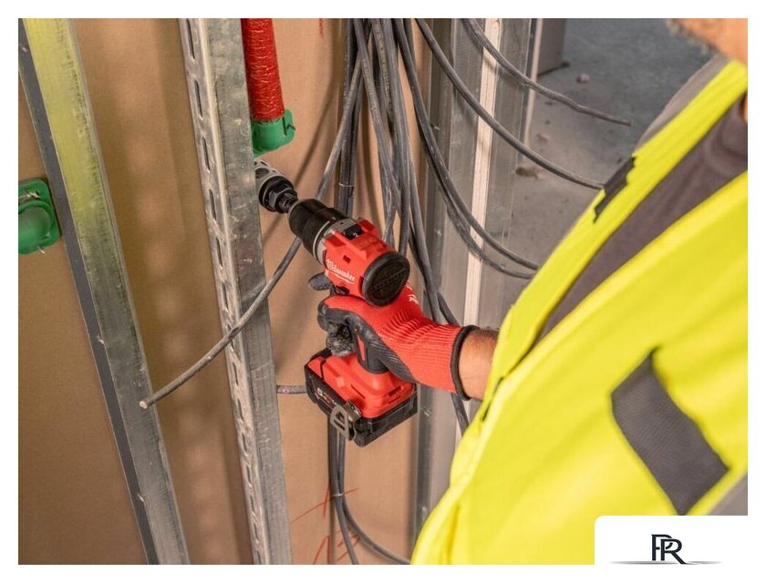 Дрель-шуруповерт Milwaukee M18 M18BLDDRC-0 4933492831 (без АКБ) - Изображение №12 — Интернет-магазин ПроЗаказ