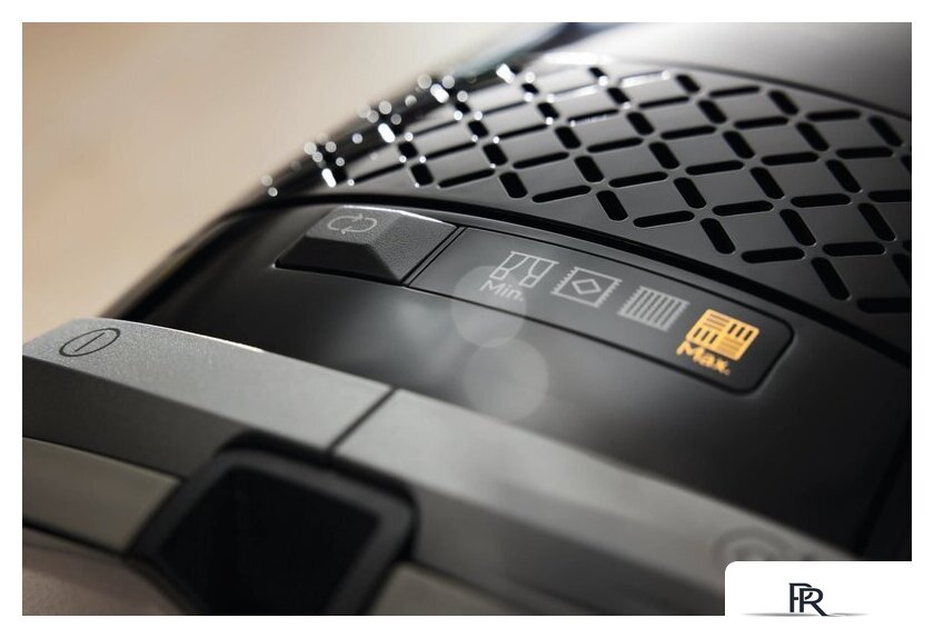 Пылесос Miele Guard M1 Cat & Dog ObsidianBlack - Изображение №3 — Интернет-магазин ПроЗаказ