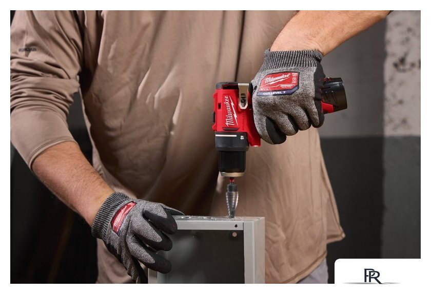  Milwaukee M12 BLPP3A-202B 4933499694 (шуруповерт, винтоверт, фонарь, 2 АКБ, сумка) - Изображение №2 — Интернет-магазин ПроЗаказ