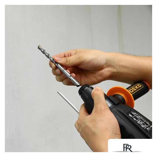 Перфоратор Deko ZKH1000W 084-1014 (кейс) - Изображение №4 — Интернет-магазин ПроЗаказ