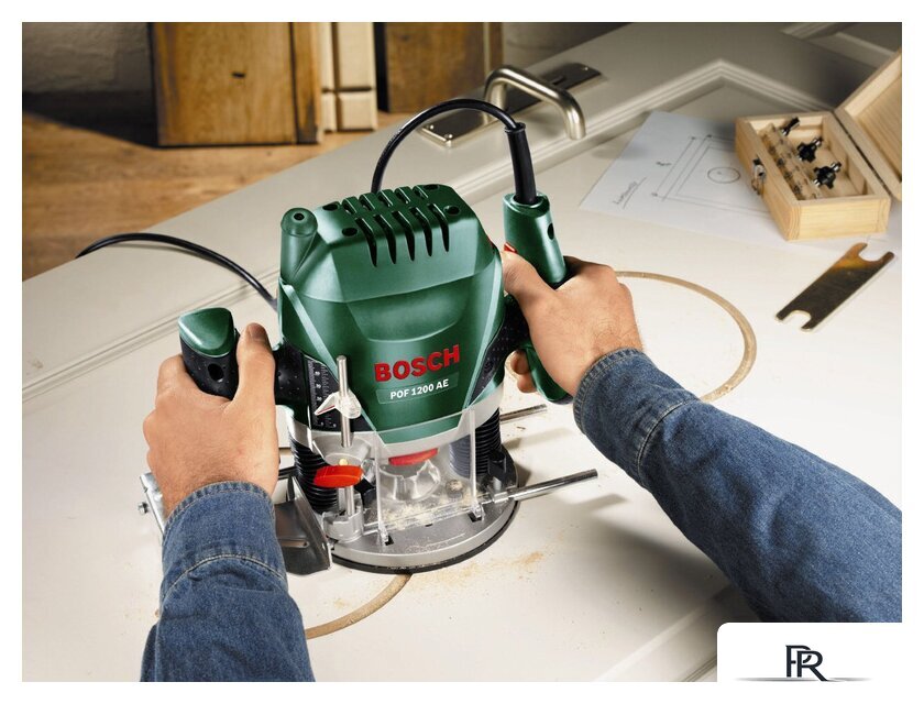 Вертикальный фрезер Bosch POF 1200 AE (060326A100) - Изображение №10 — Интернет-магазин ПроЗаказ