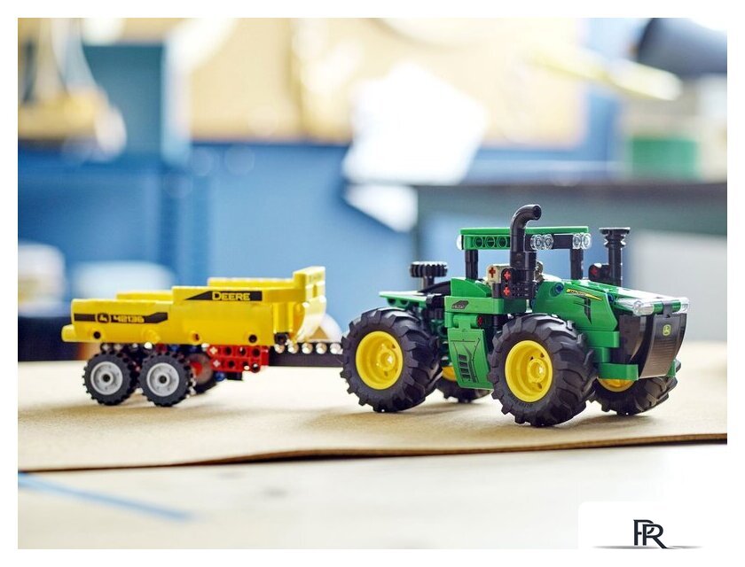 Конструктор LEGO Technic 42136 John Deere 9620R 4WD Tractor - Изображение №11 — Интернет-магазин ПроЗаказ