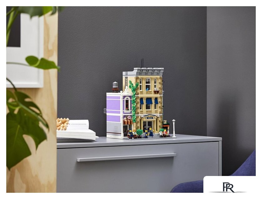 Конструктор LEGO Creator 10278 Полицейский участок - Изображение №28 — Интернет-магазин ПроЗаказ