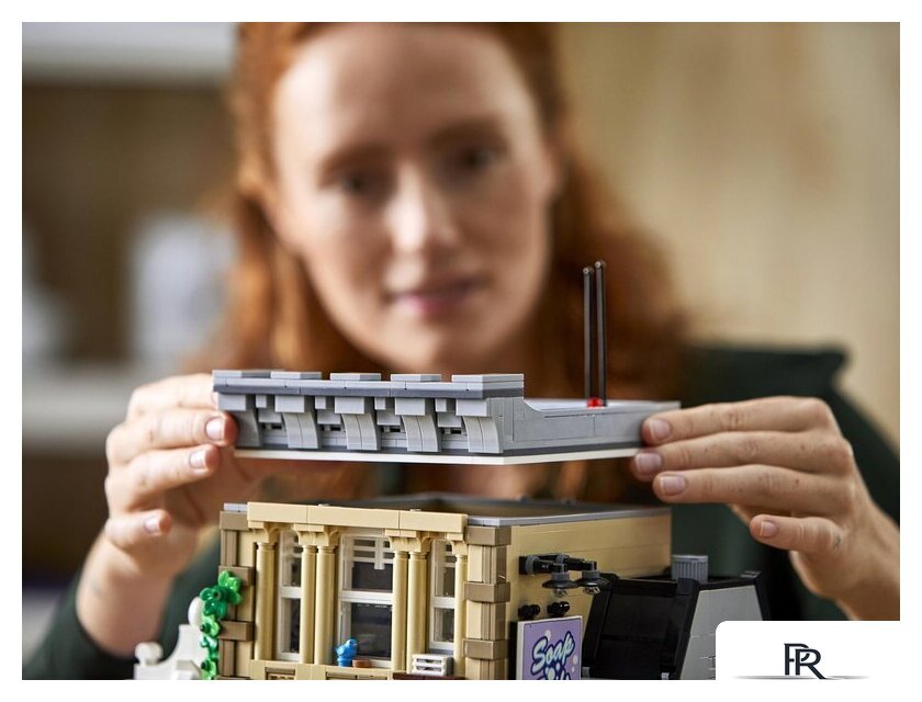 Конструктор LEGO Creator 10278 Полицейский участок - Изображение №32 — Интернет-магазин ПроЗаказ