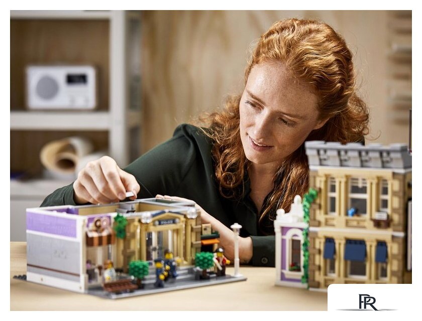 Конструктор LEGO Creator 10278 Полицейский участок - Изображение №18 — Интернет-магазин ПроЗаказ