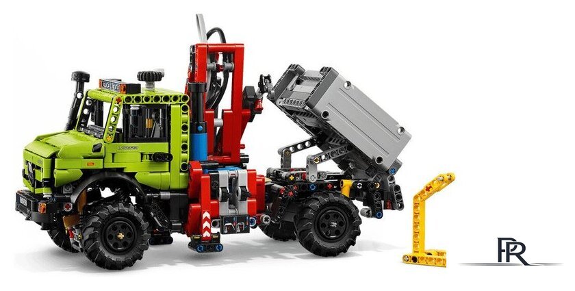 Конструктор LEGO 42242 Грузовик Mercedes-Benz Unimog U 5023 с краном - Изображение №4 — Интернет-магазин ПроЗаказ