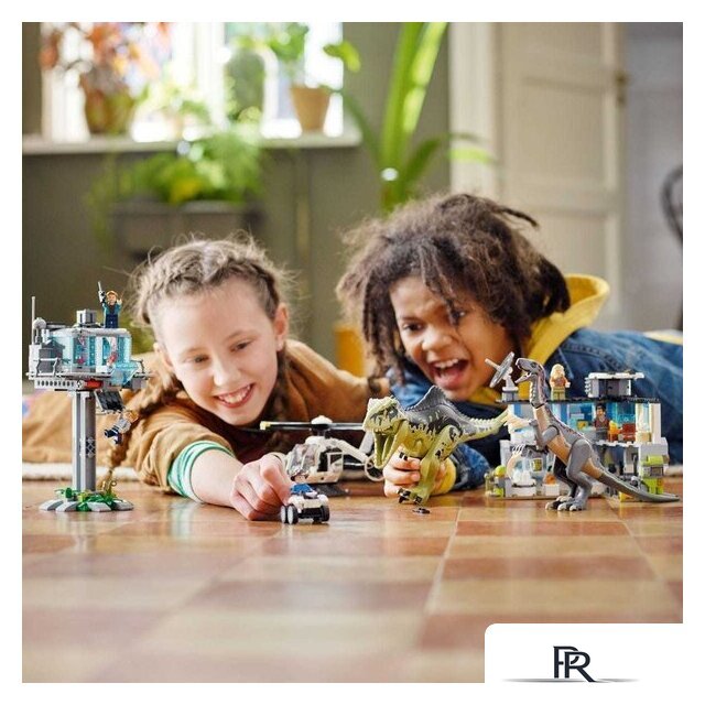 Конструктор LEGO Jurassic World 76949 Атака гиганотозавра и теризинозавра - Изображение №3 — Интернет-магазин ПроЗаказ
