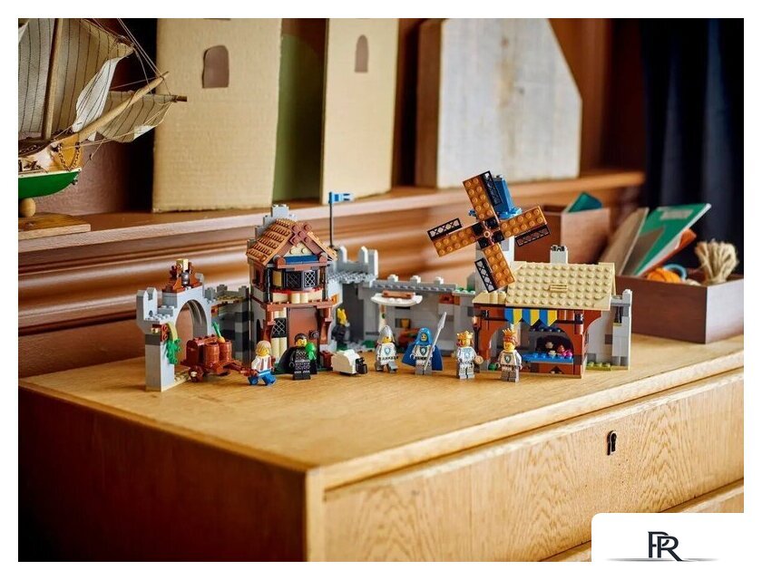 Конструктор LEGO Creator 3 в 1 31168 Средневековый замок конных рыцарей - Изображение №10 — Интернет-магазин ПроЗаказ