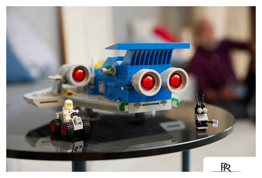 Конструктор LEGO Icons 10497 Исследователь галактики - Изображение №9 — Интернет-магазин ПроЗаказ