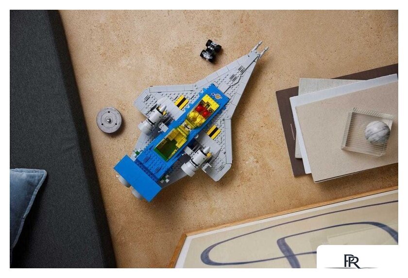 Конструктор LEGO Icons 10497 Исследователь галактики - Изображение №8 — Интернет-магазин ПроЗаказ