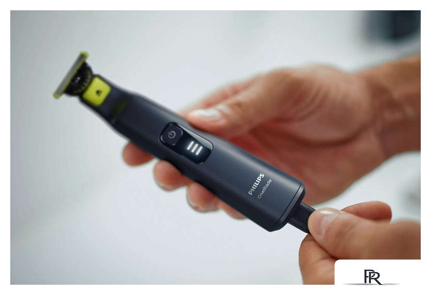 Триммер для бороды и усов Philips OneBlade Pro QP6541/15 - Изображение №3 — Интернет-магазин ПроЗаказ