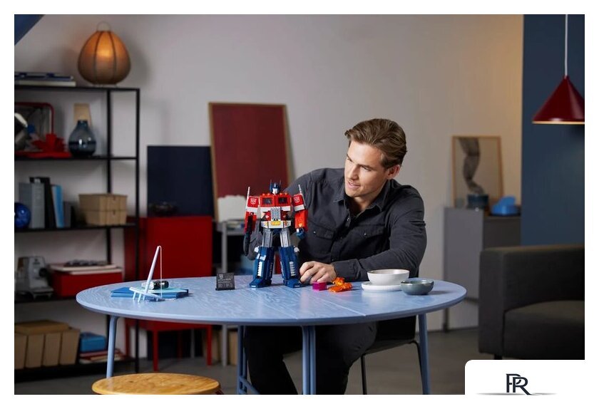 Конструктор LEGO Icons 10302 Оптимус Прайм - Изображение №9 — Интернет-магазин ПроЗаказ