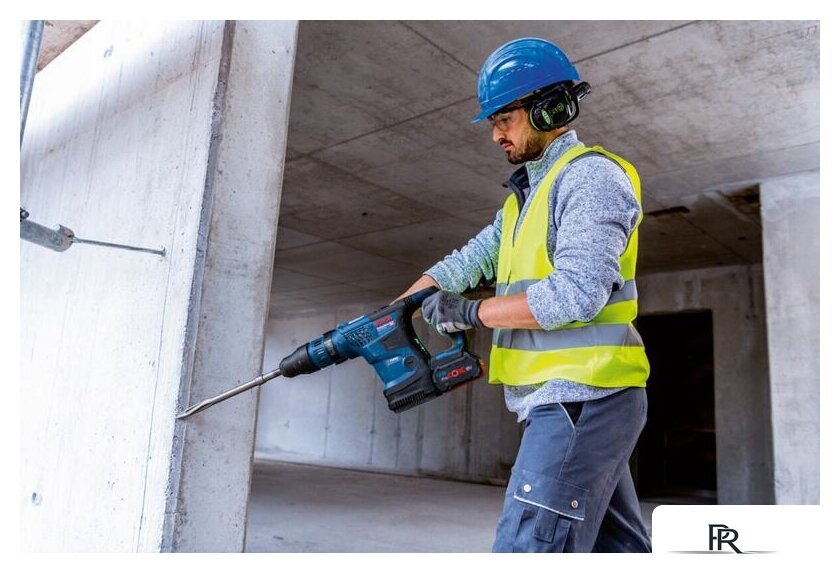 Перфоратор Bosch GBH 18V-36 C Professional 0611915021 (без АКБ, кейс) - Изображение №6 — Интернет-магазин ПроЗаказ
