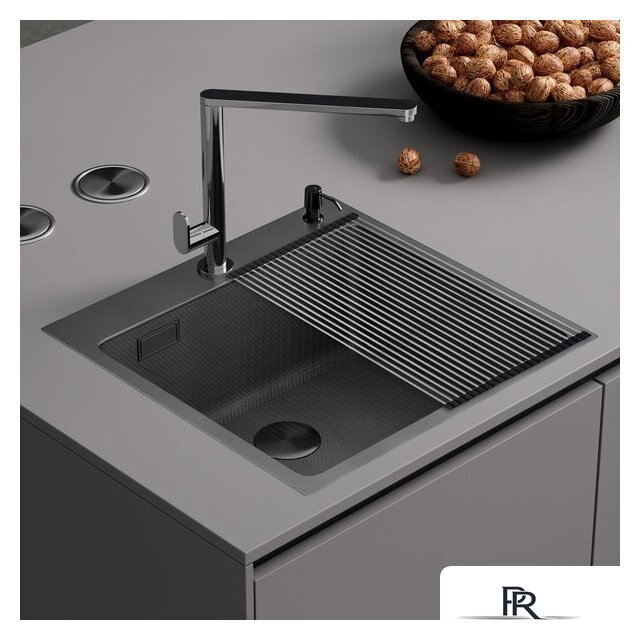 Кухонная мойка Roxen Snake 560220-45-BS PVD графит/текстурная поверхность (с ролл-матом и дозатором) - Изображение №1 — Интернет-магазин ПроЗаказ