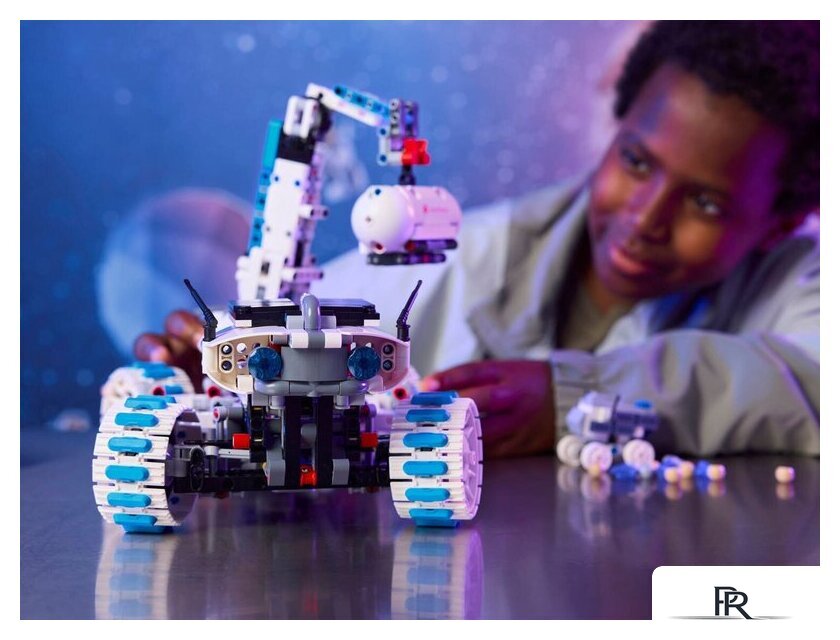 Конструктор LEGO Technic 42211 Луноход «Lunar Outpost» - Изображение №9 — Интернет-магазин ПроЗаказ