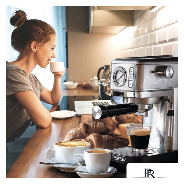 Рожковая кофеварка Ariete Espresso Slim Moderna 1381/10 - Изображение №2 — Интернет-магазин ПроЗаказ