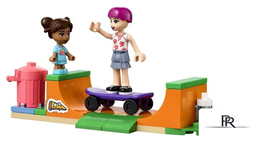 Конструктор LEGO Friends 41704 Большой дом на главной улице - Изображение №16 — Интернет-магазин ПроЗаказ