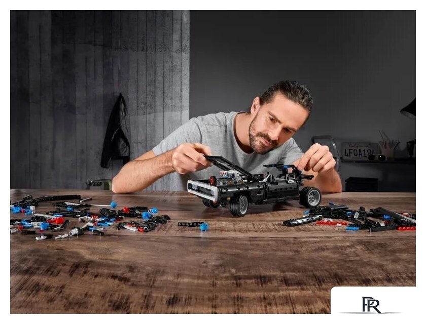 Конструктор LEGO Technic 42111 Dodge Charger Доминика Торетто - Изображение №8 — Интернет-магазин ПроЗаказ