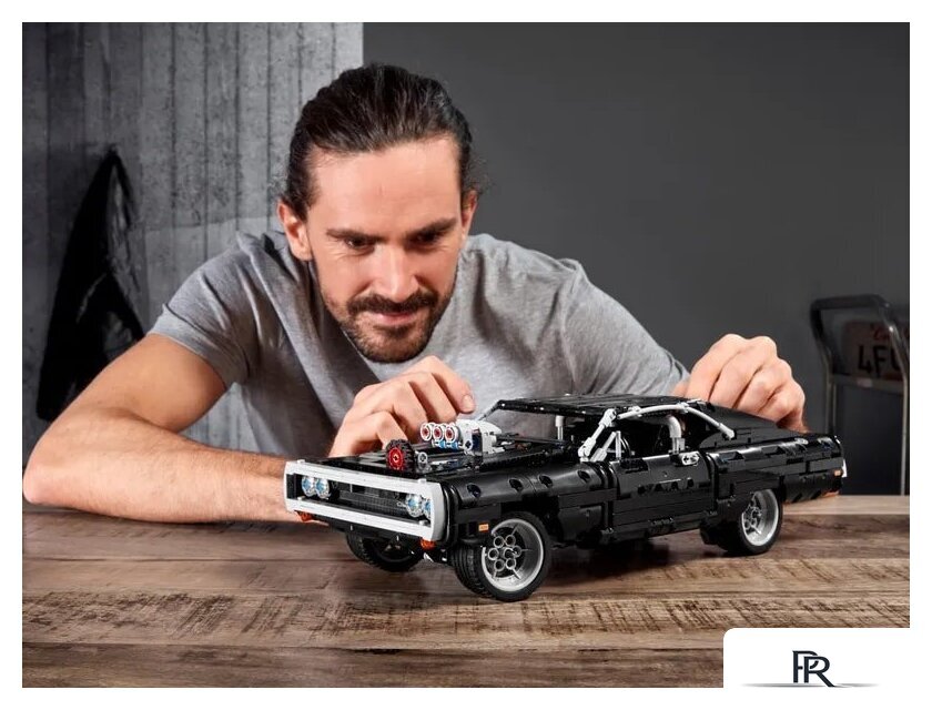 Конструктор LEGO Technic 42111 Dodge Charger Доминика Торетто - Изображение №11 — Интернет-магазин ПроЗаказ